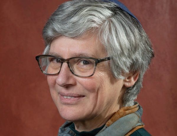 A picture of Rabbi Margaret Jacobi