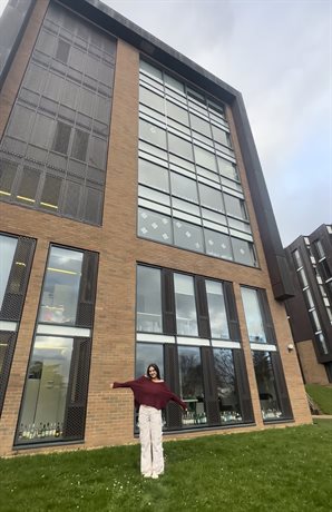 ellen outside chamberlain